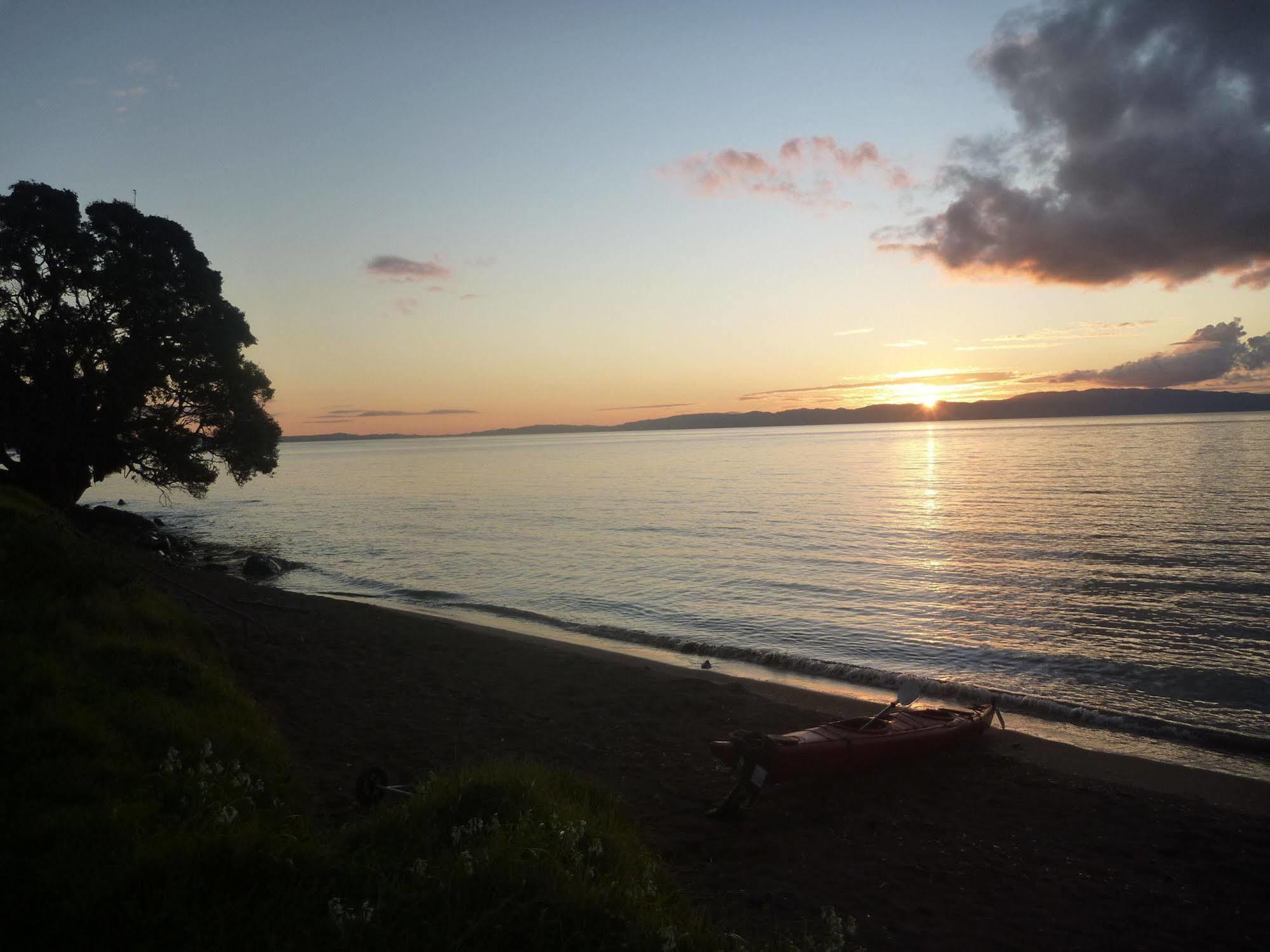 Pohutukawa Coast Bnb Te Puru Экстерьер фото