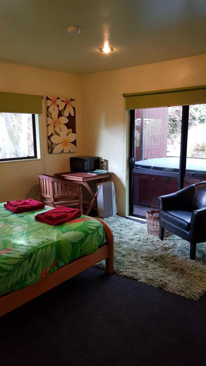 Pohutukawa Coast Bnb Te Puru Экстерьер фото